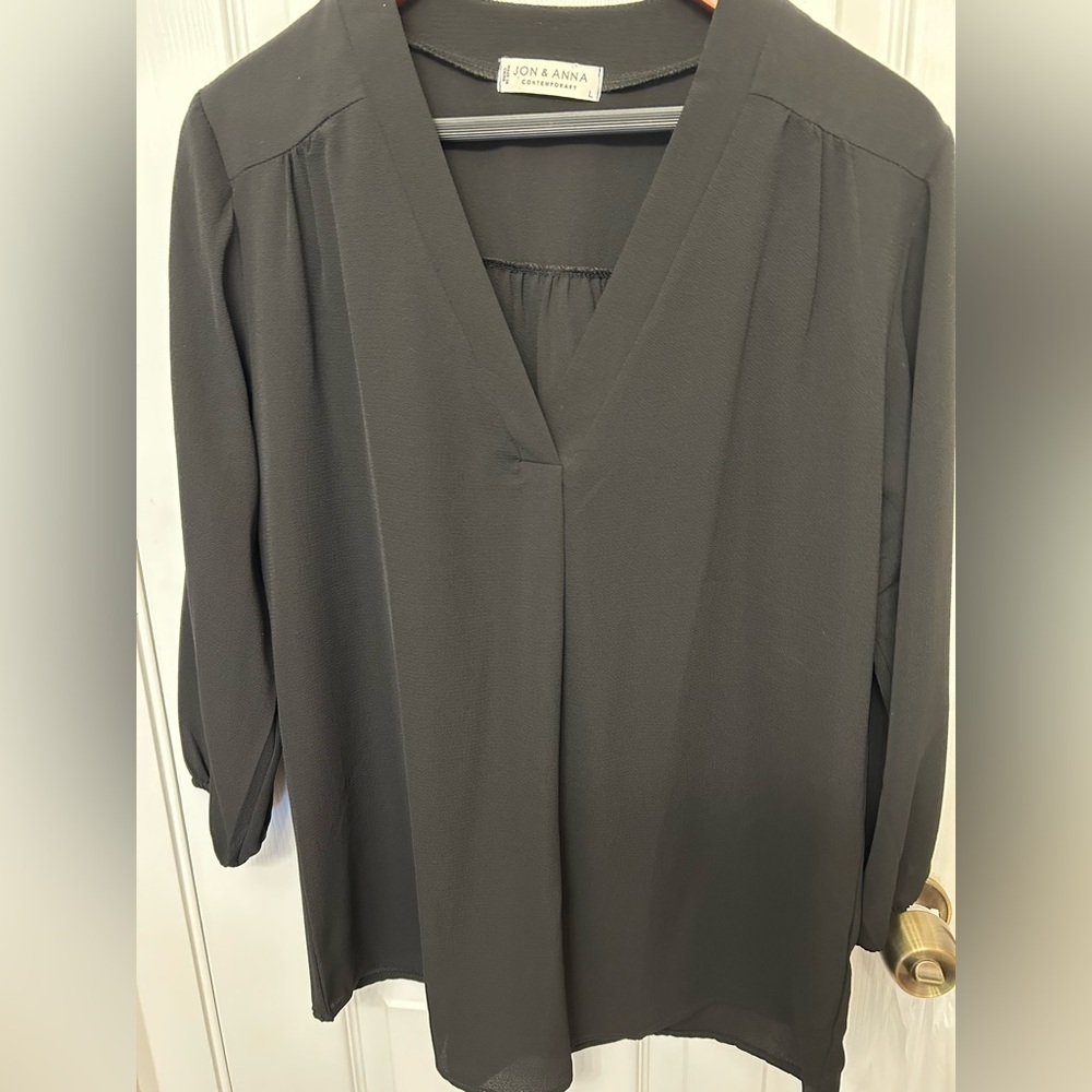 Jon & Anna Black V-Neck Blouse Size L - Picture 6 of 11
